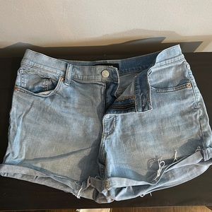 Express Mid Rise Size 12 Light Wash Jean Shorts